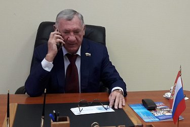 Олег Ванчинов провел онлайн прием 